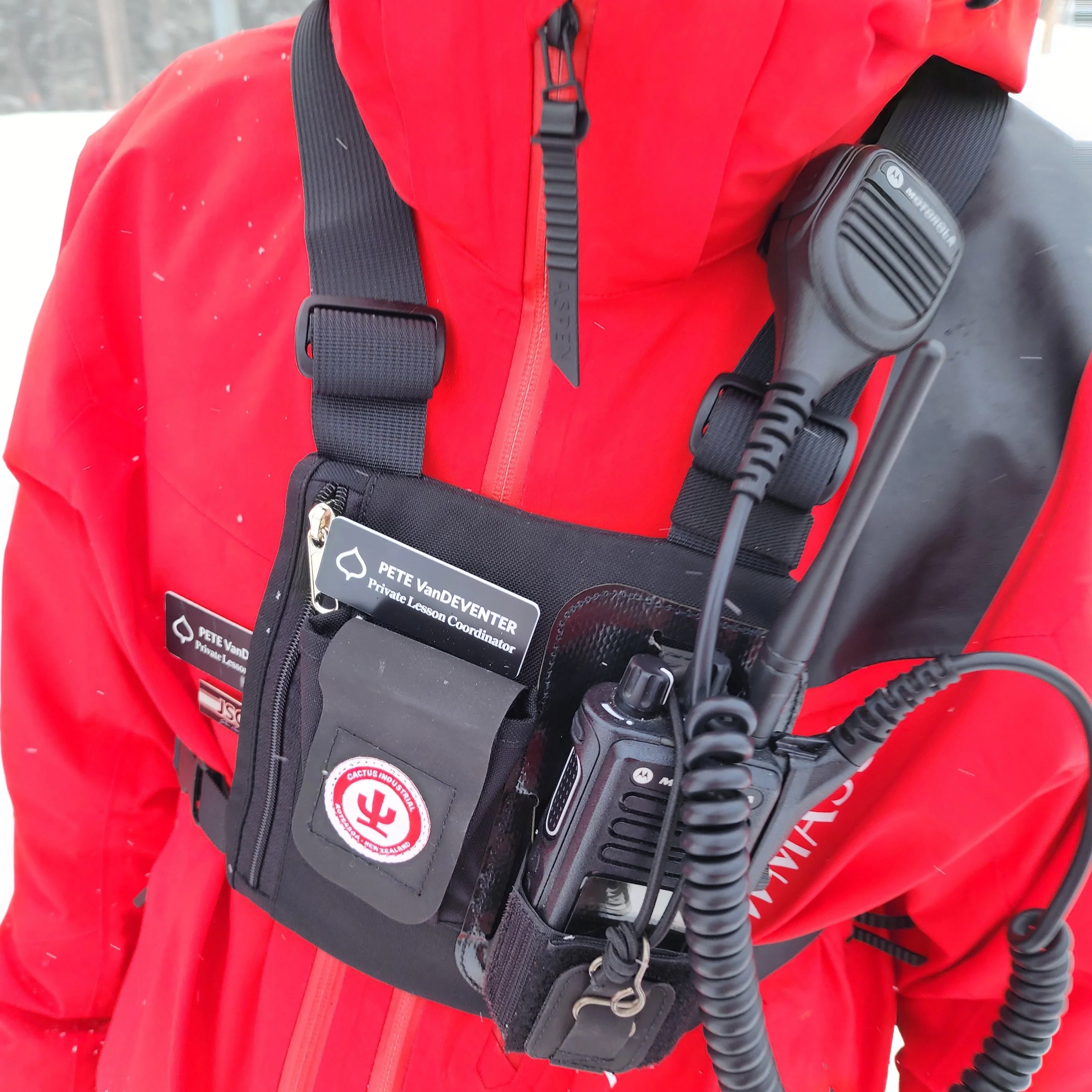 Radio Harness 4-Way with Pouch - Image 9